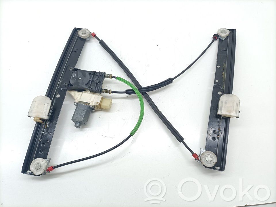 Regulador de ventanilla eléctrico de puerta delantera   6M2114A389B