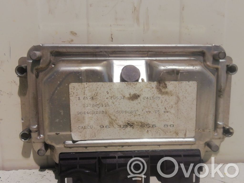 Unidad de control/módulo ECU del motor   9638765680ID05,9638765680ID05,0261206943