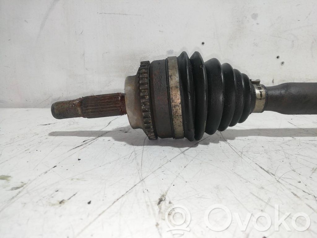 Eje de transmisión delantero   8200168513