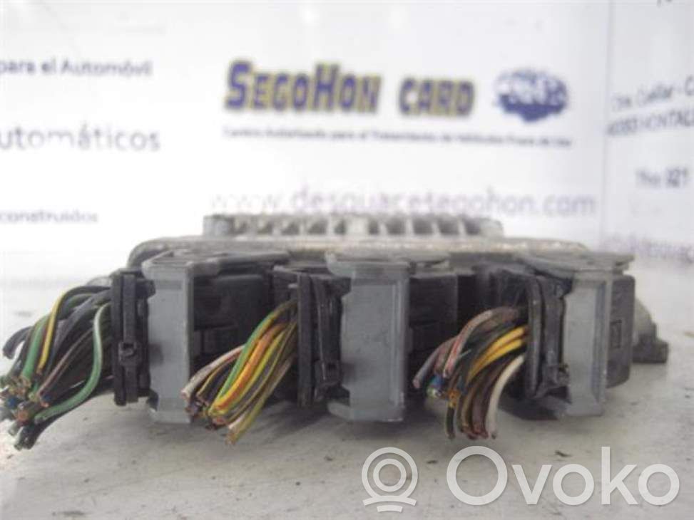 Unidad de control/módulo ECU del motor   5WS40140DT,5WS40140DT,3S6112A650LB
