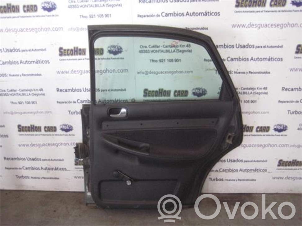 Ușă spate   8D0833052C