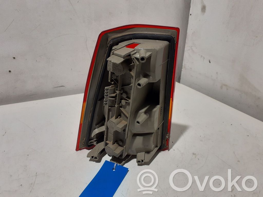 Opel Kadett E Lámpara de faros/luces traseros 