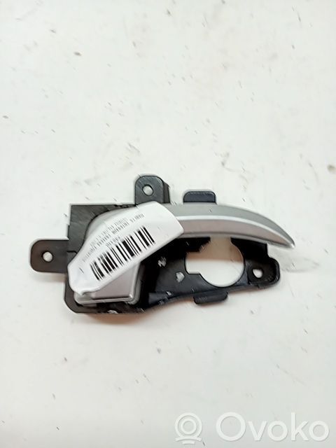 Manecilla interna puerta trasera   82610A6010