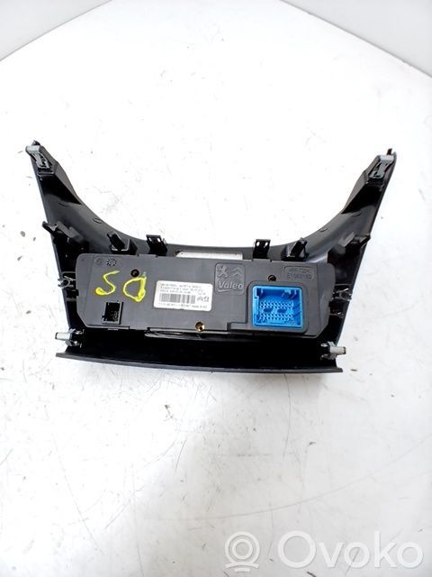 Peugeot 2008 I Unitate control climatizare 