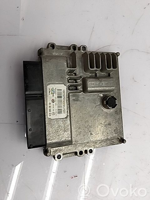 Centralina/modulo motore ECU   6735400032