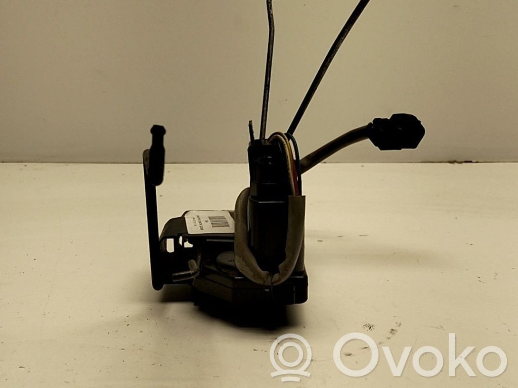 Serrure de porte avant   813101C021