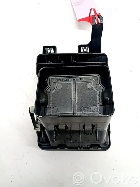 Volkswagen Touran I Ramă grilă ventilație bord