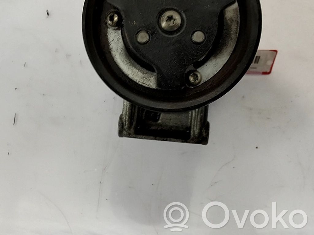 Ilmastointilaitteen kompressorin pumppu (A/C)   1K0820808F
