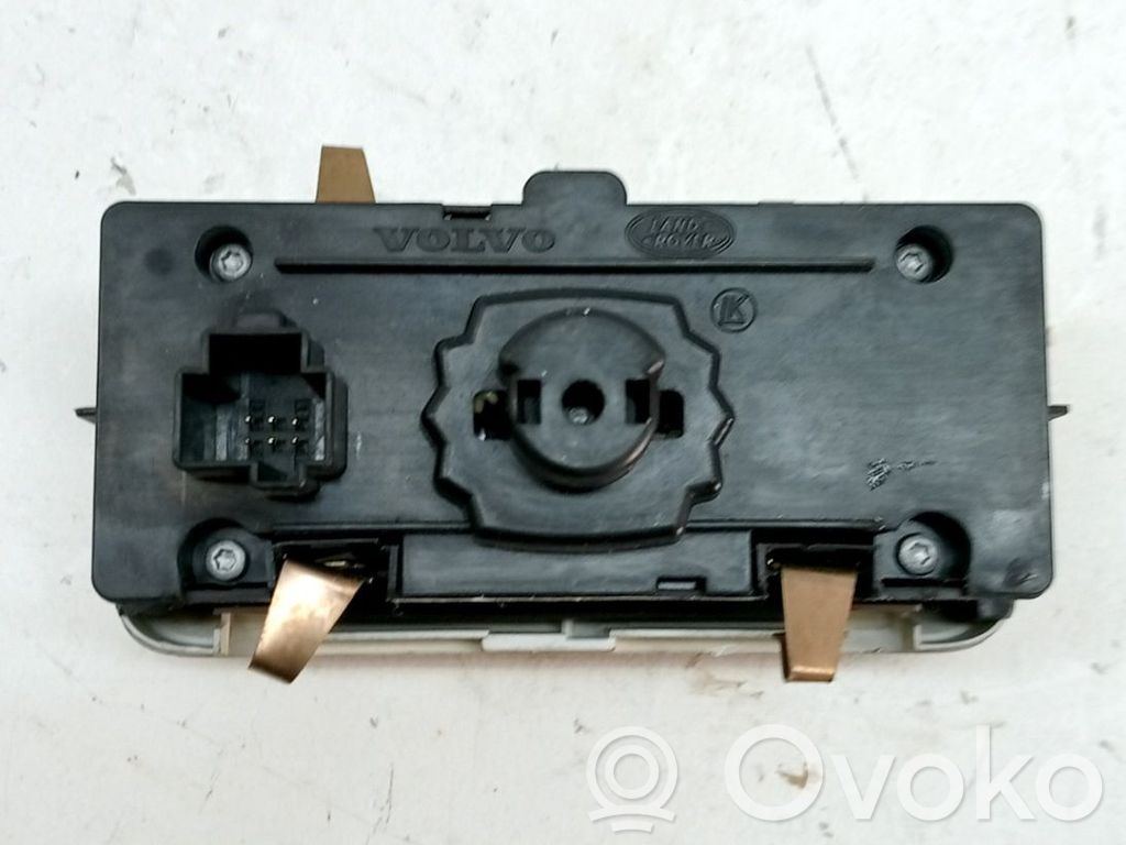 Light switch   31443847,30739422