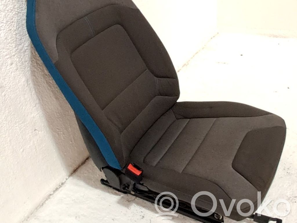 Hyundai i10 Kuljettajan istuin 