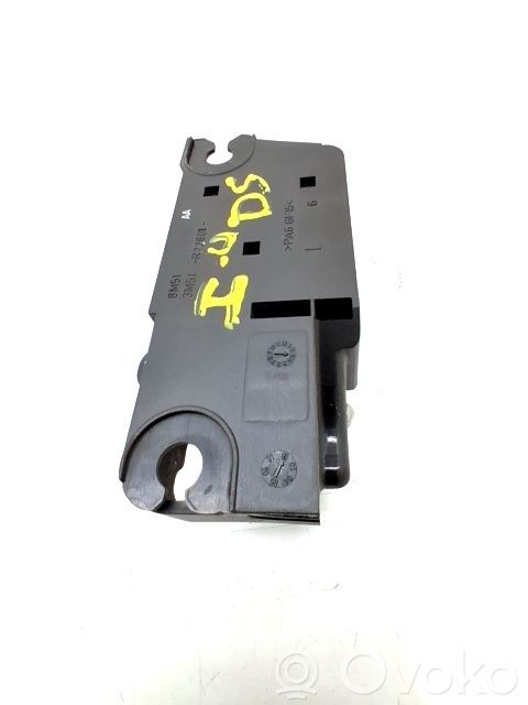 Manecilla interna puerta trasera   1470119,3M51R22601AD