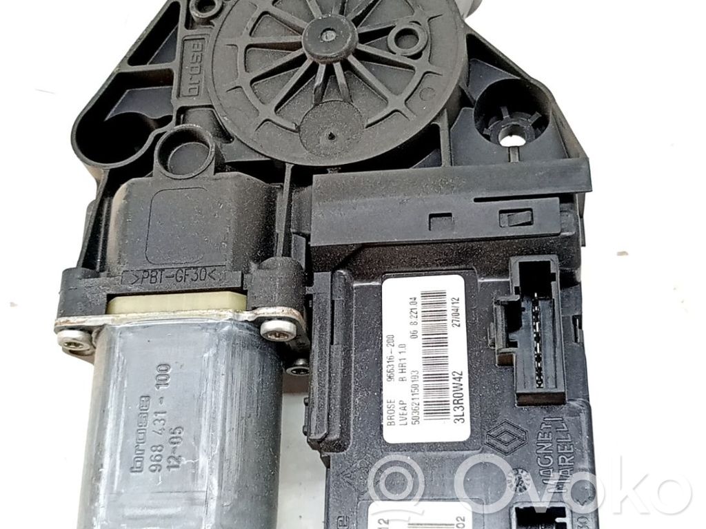 Renault Megane III Motor macara geam ușă față 
