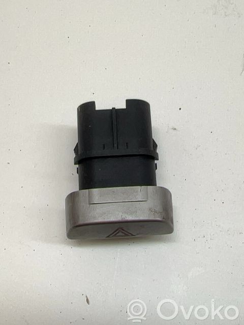 Ford Focus Interruttore luci di emergenza
