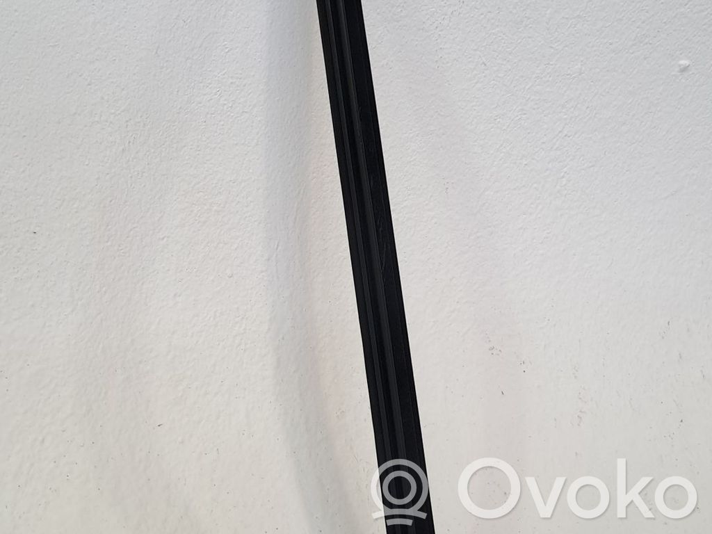Rivestimento modanatura   SA3F6107117A