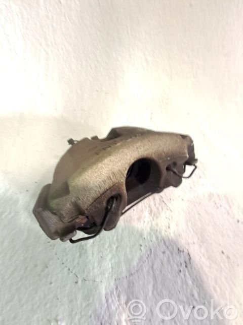 Front brake caliper   9824AAC4