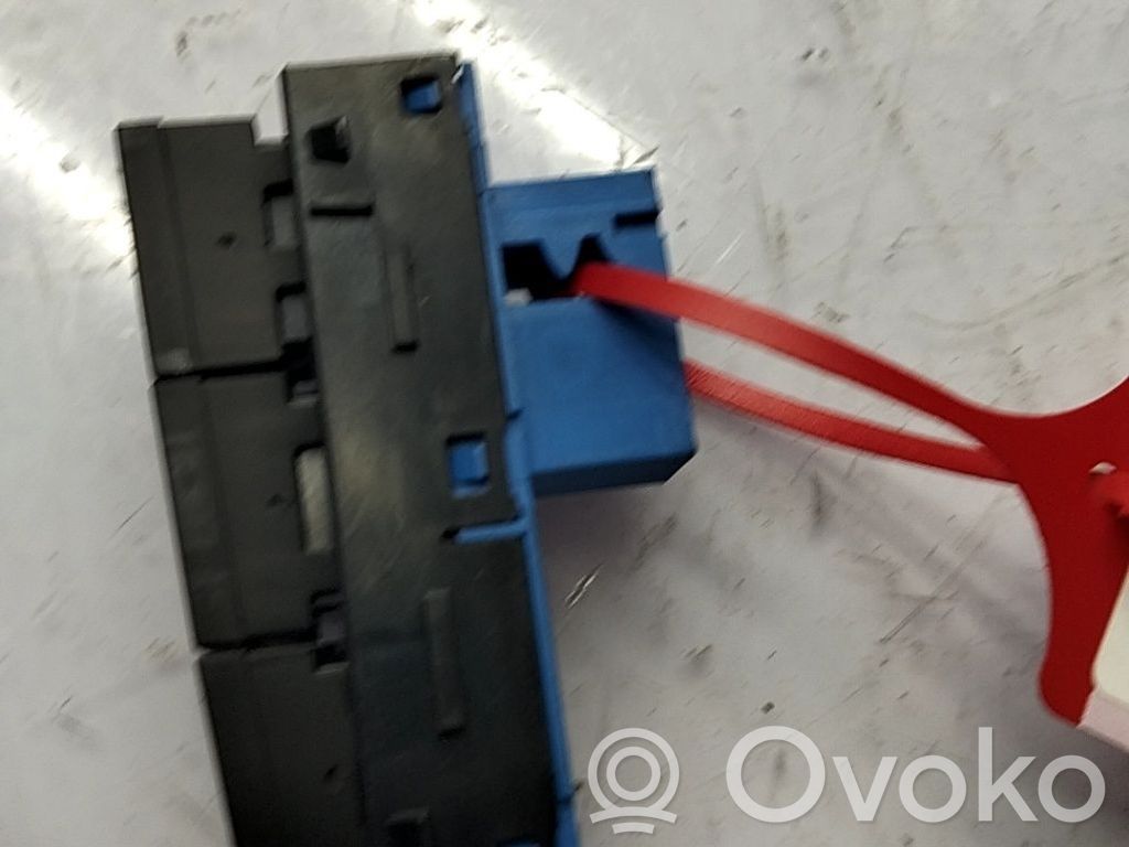 ESP (stability program) switch   6554KA,96573404XT