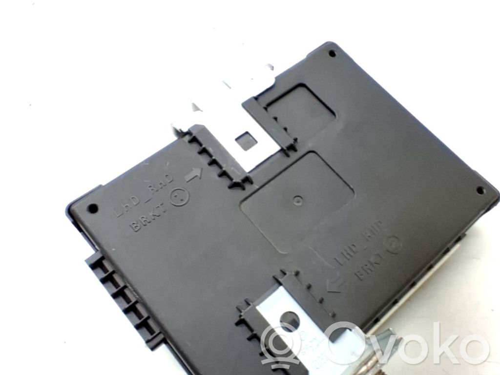 Modul de control caroserie central   95400C8021