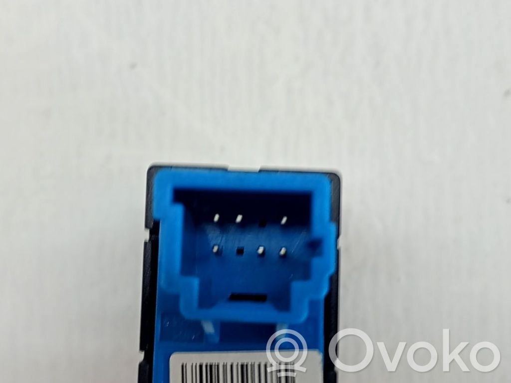 Central body control module   251531VA0A