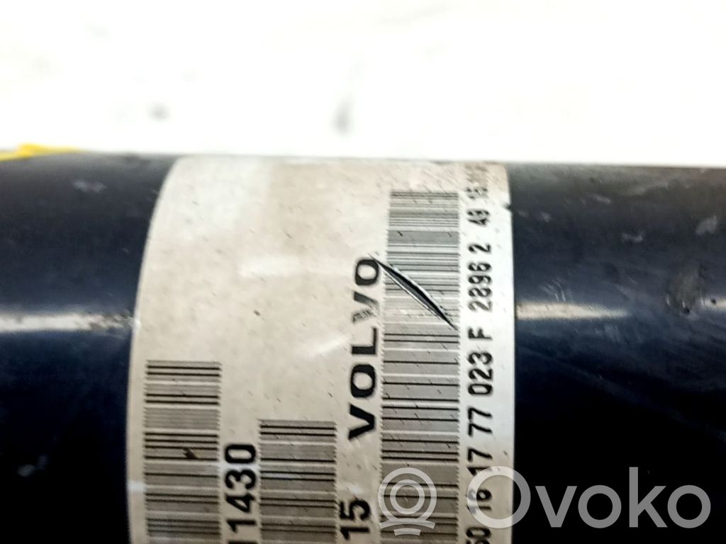 Volvo XC70 Planetară față 