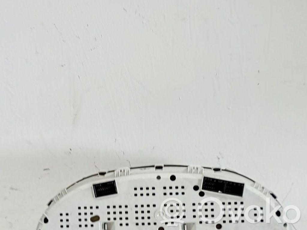 Licznik / Prędkościomierz   940133E260