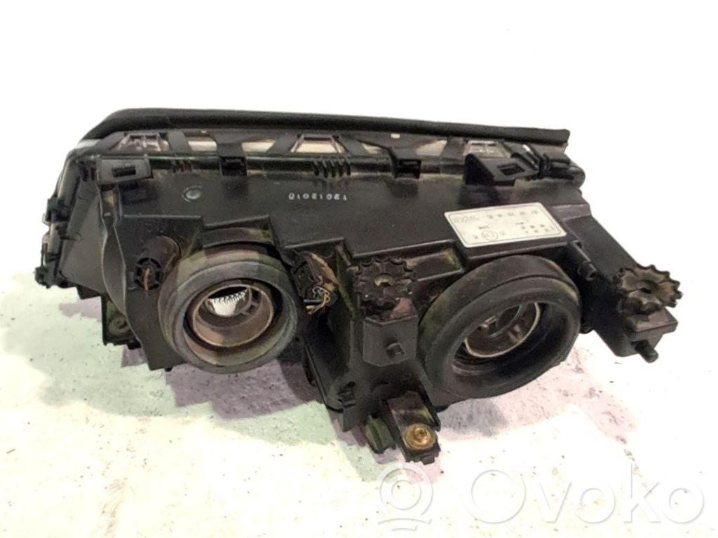 Scheinwerfer   63127165770