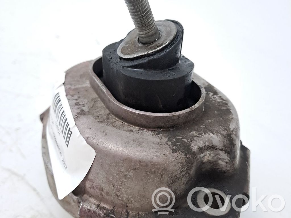 BMW X3 E83 Suport tampon motor 
