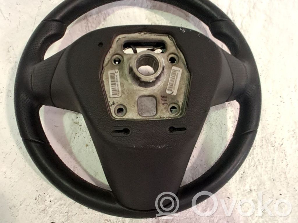 Volant   13317858