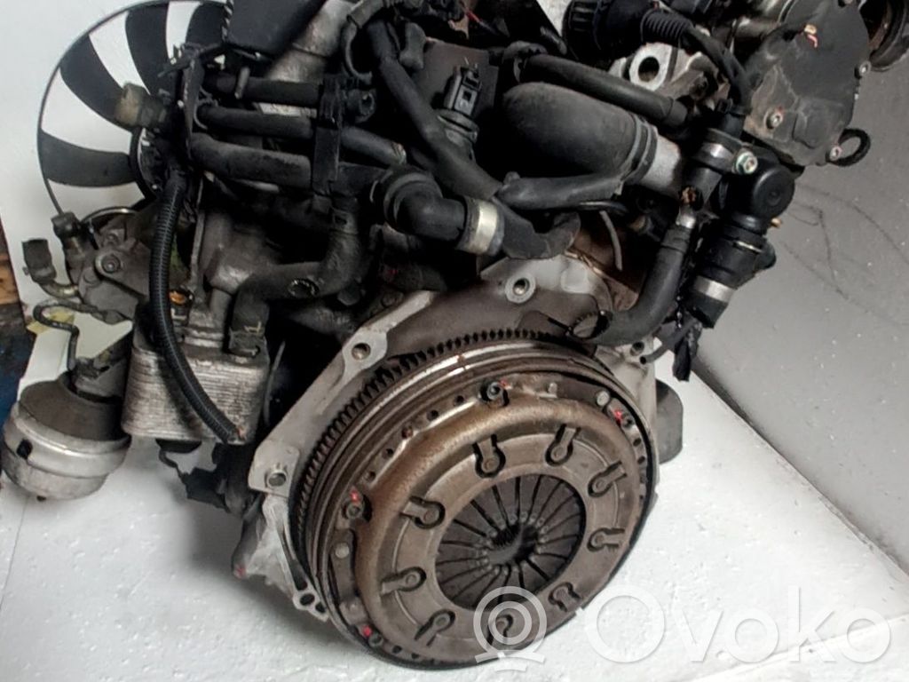 Volkswagen PASSAT B3 Kompletne silniki 