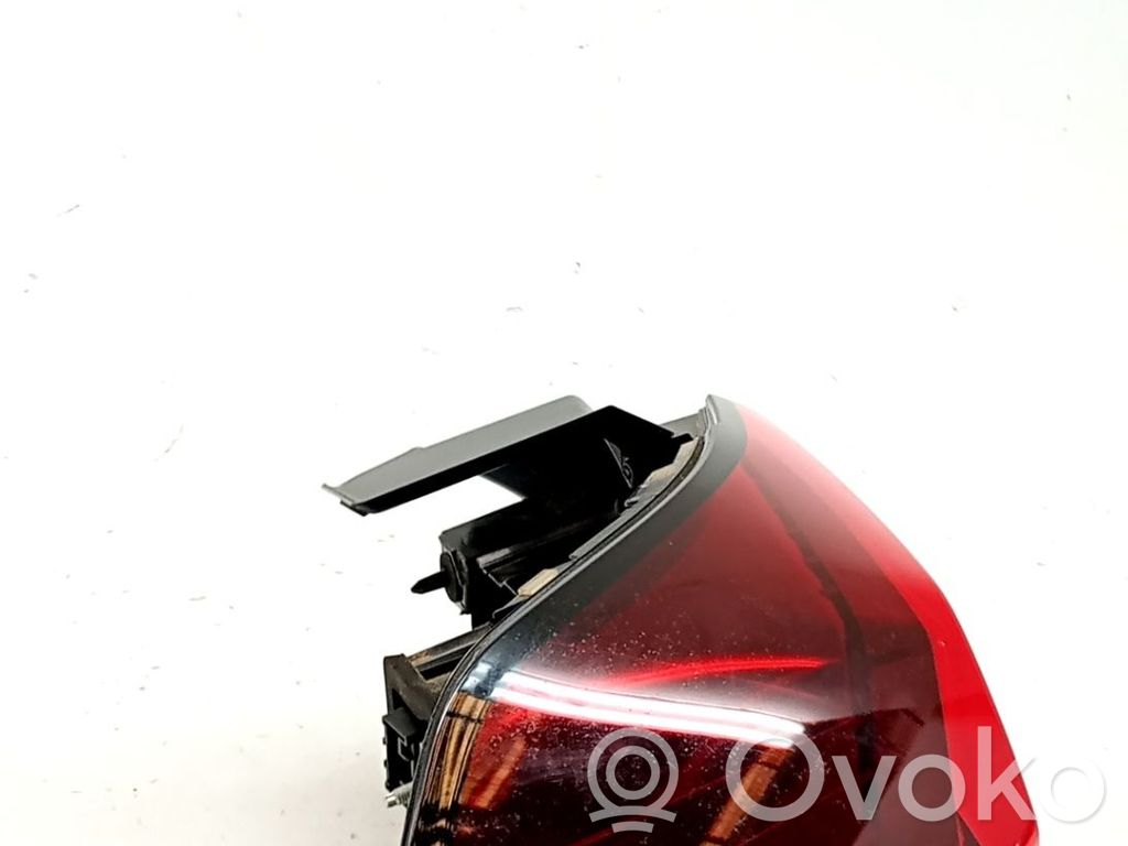 Opel Corsa F Takavalon polttimo
