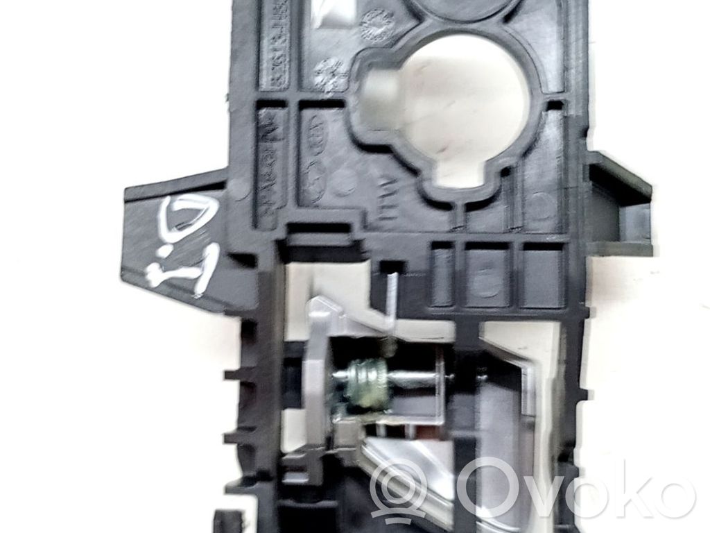 KIA Stonic Manecilla interna de puerta corredera 