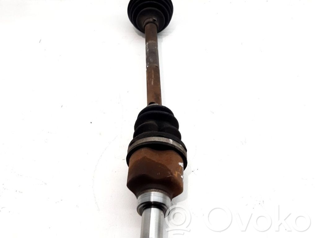 Etuvetoakseli   3272HP