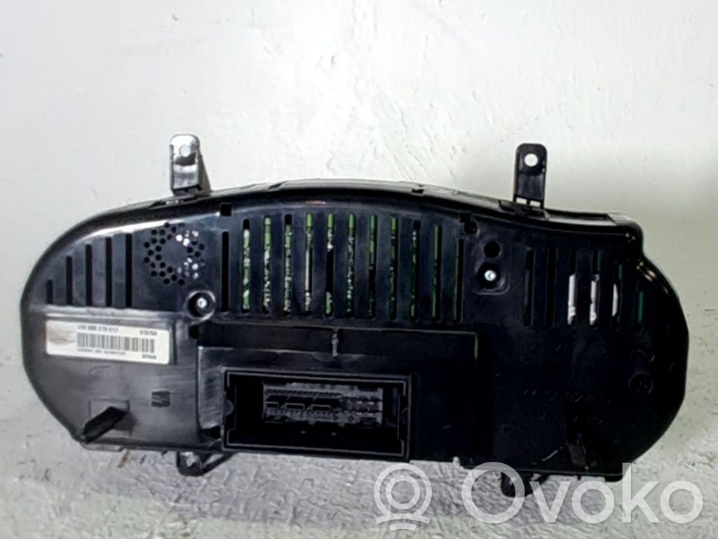Geschwindigkeitsmesser Cockpit   1P0920804BX