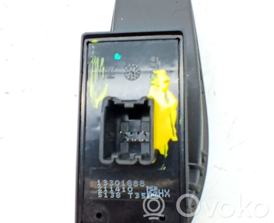 Interruptor del elevalunas eléctrico   13301888