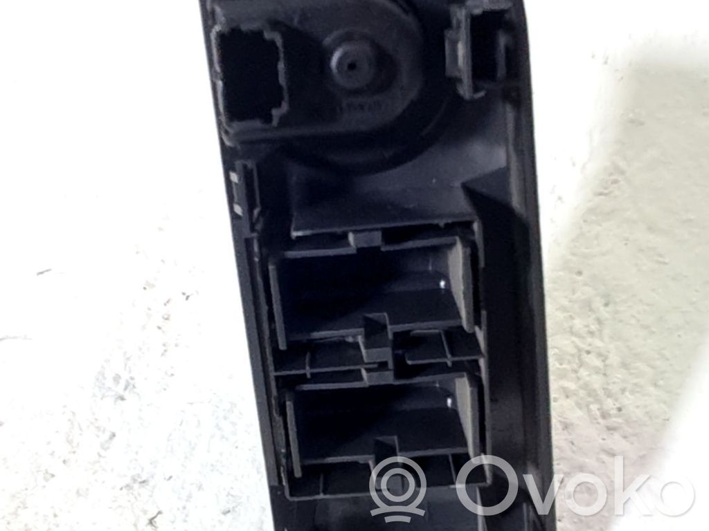 Interruptor de luz   251637756R