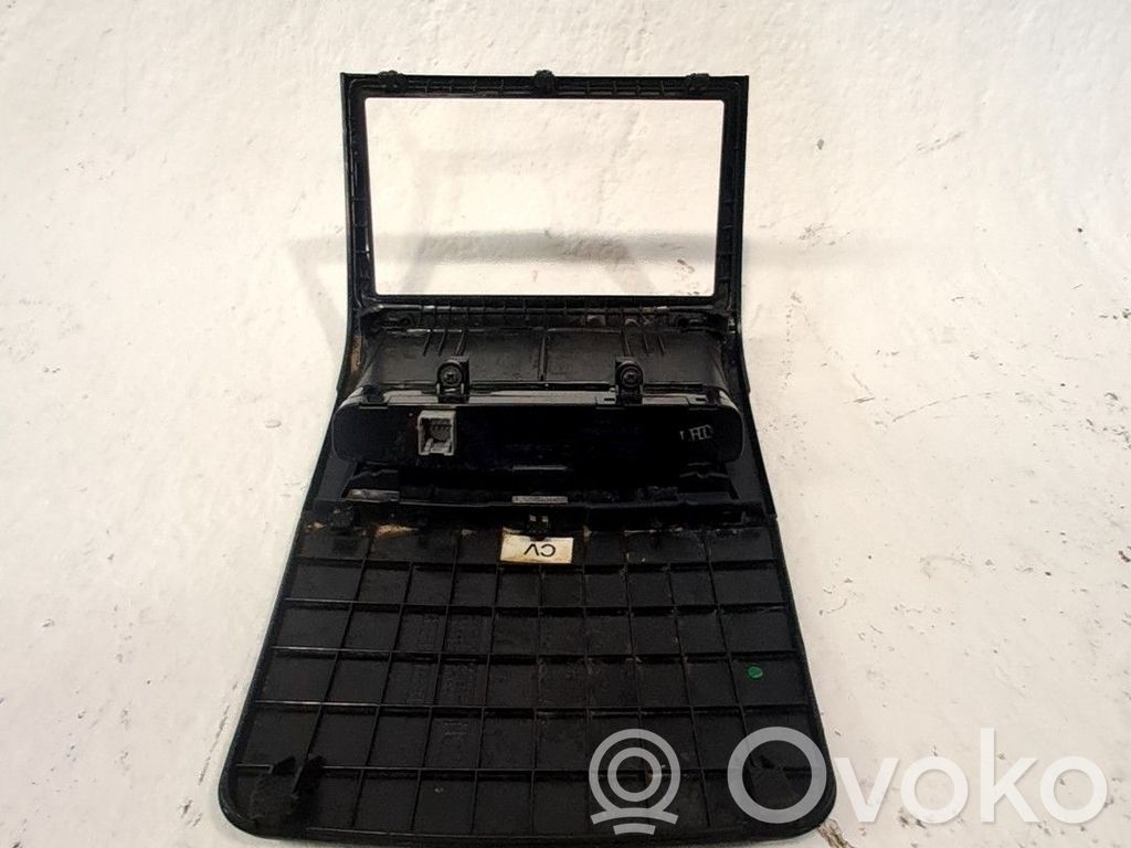 Moldura del panel   847404D050VA