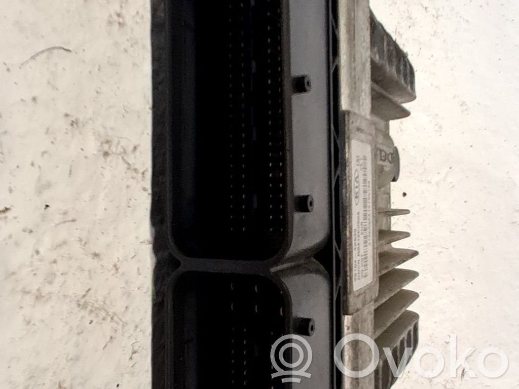 Unidad de control/módulo ECU del motor   391044X930