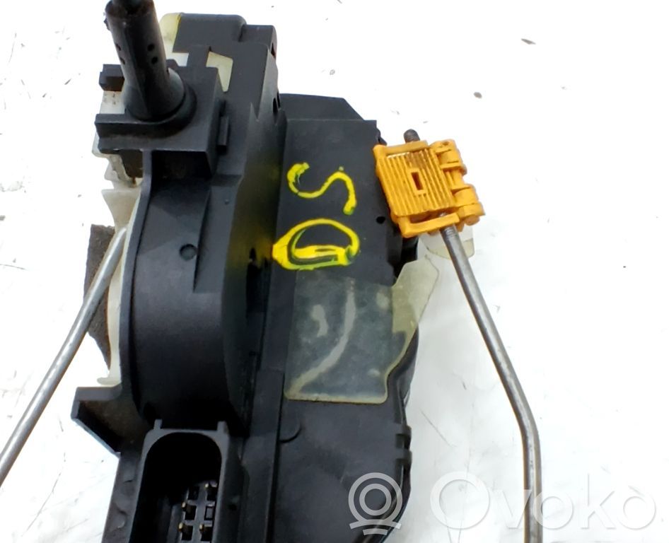 Cerradura de puerta trasera   13503808