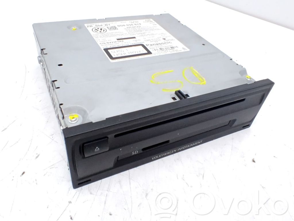 Volkswagen Golf VII Panel / Radioodtwarzacz CD/DVD/GPS 