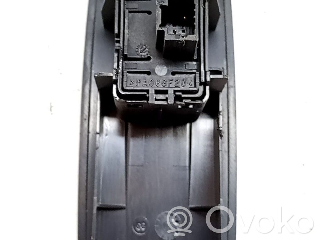 Comutator comandă geamuri electrice   809600750R