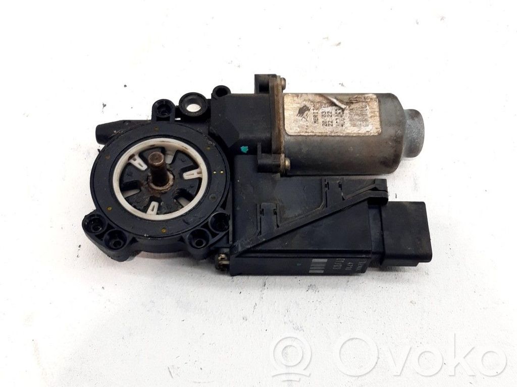 Renault Laguna I Silnik regulatora szyby drzwi przednich 