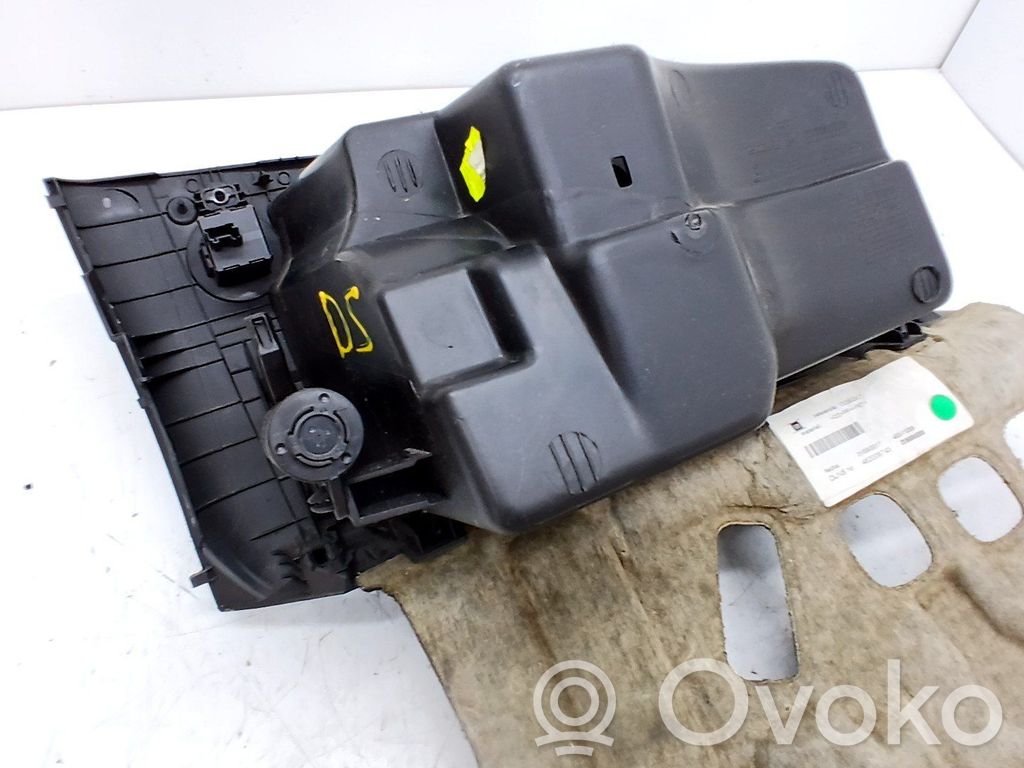 Glove box   39206070
