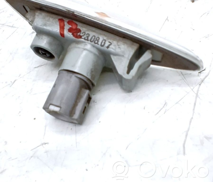 KIA Ceed Front fender indicator light 