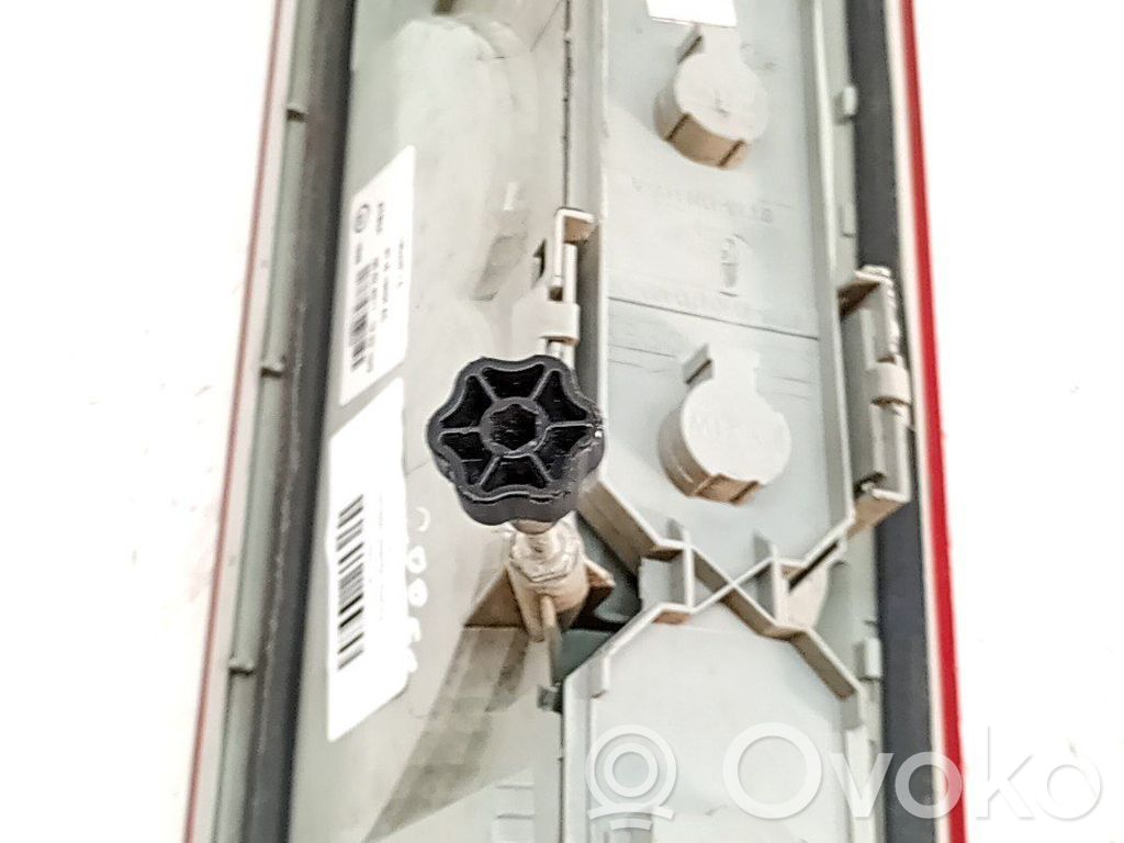 Spuldzīte   5177810,9T1613404AD