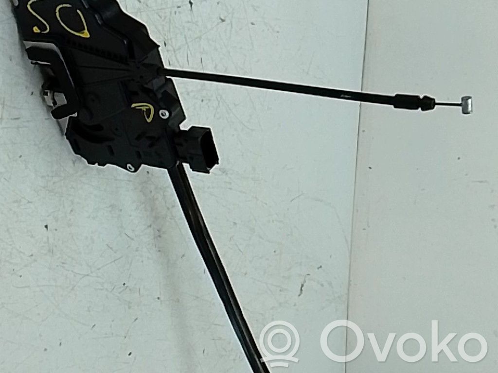 Tailgate lock latch   1633561880