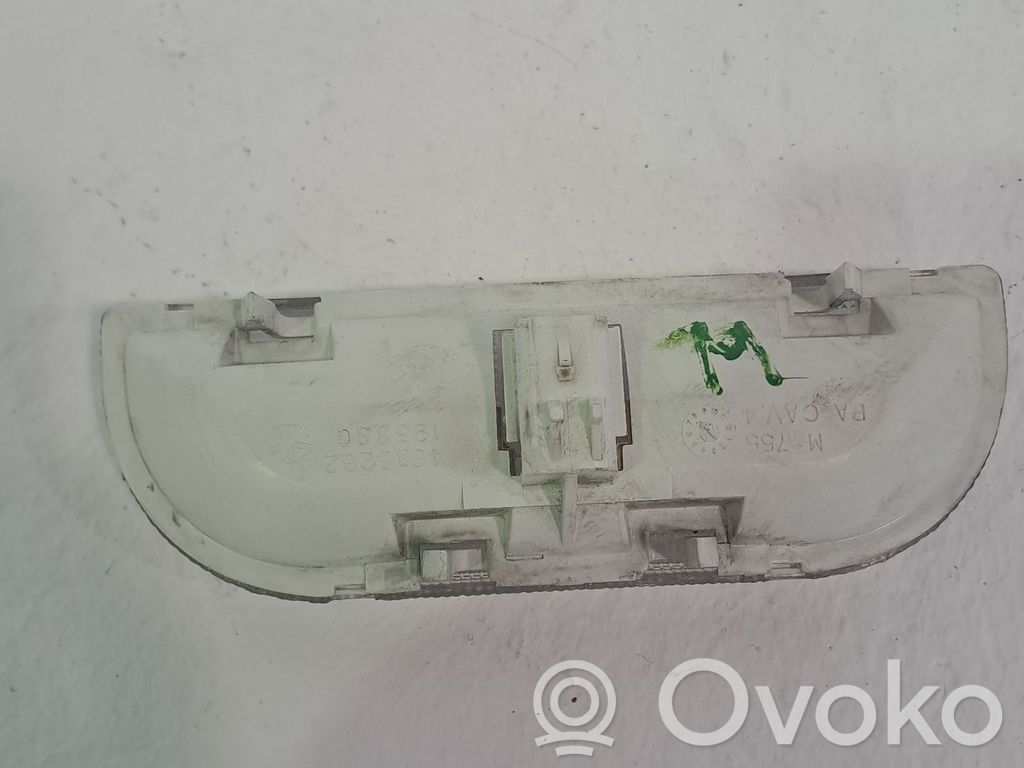 Chrysler Voyager Ramă consolă lumini plafon 