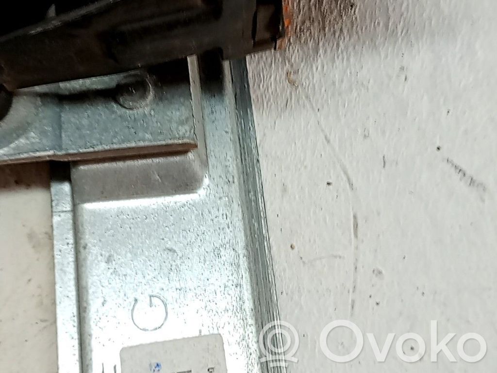 Peugeot 208 II Lève-vitre électrique de porte avant