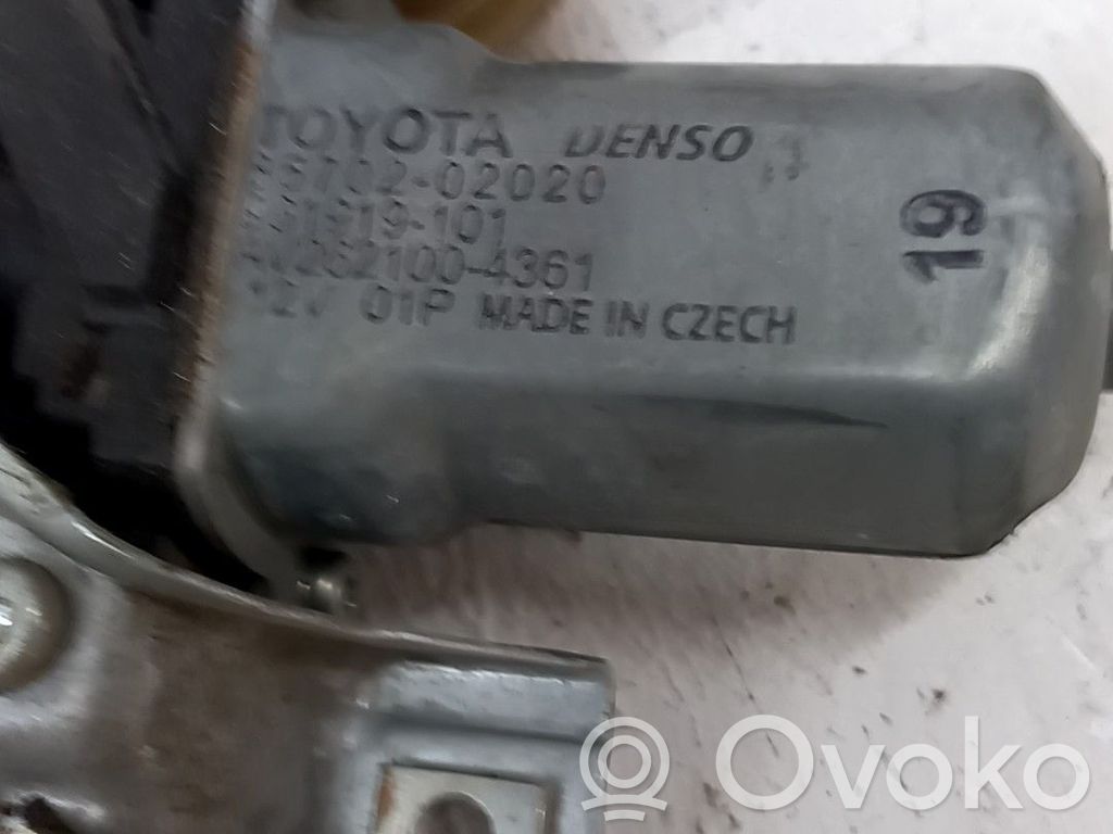 Toyota Avensis T270 Alzacristalli elettrico della portiera anteriore