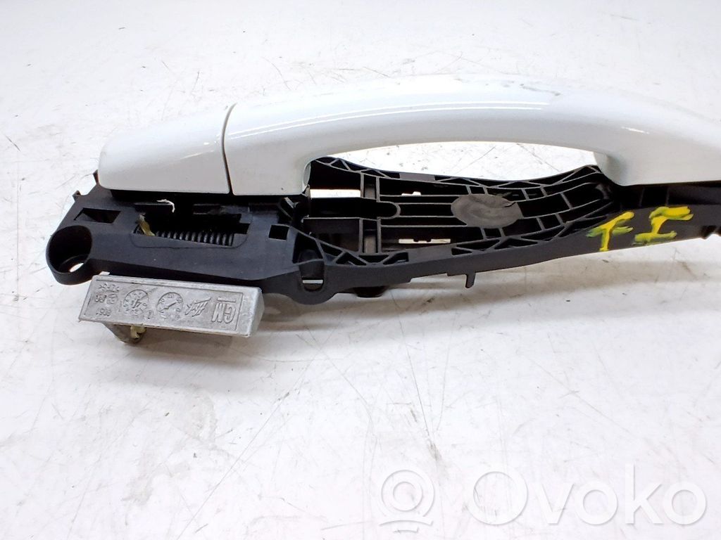 Opel Corsa E Takaoven ulkokahva 