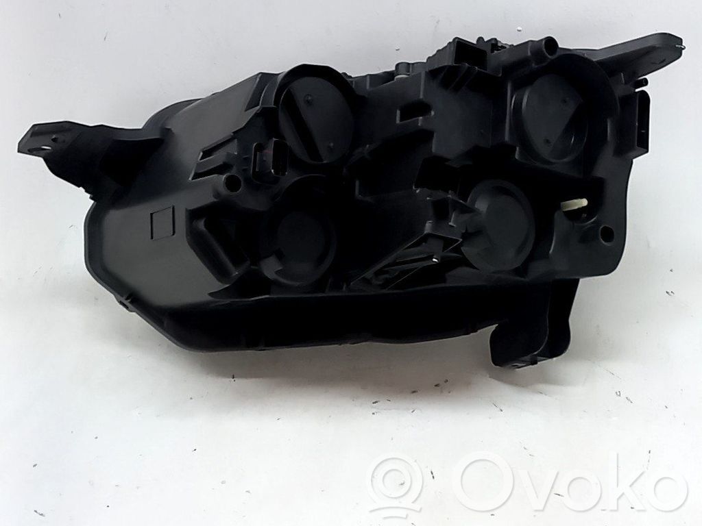 Headlight/headlamp   9864533680