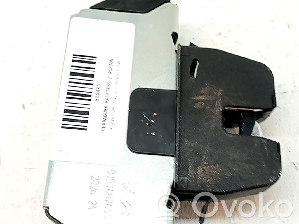 Peugeot 208 II Zamek klapy tylnej bagażnika 